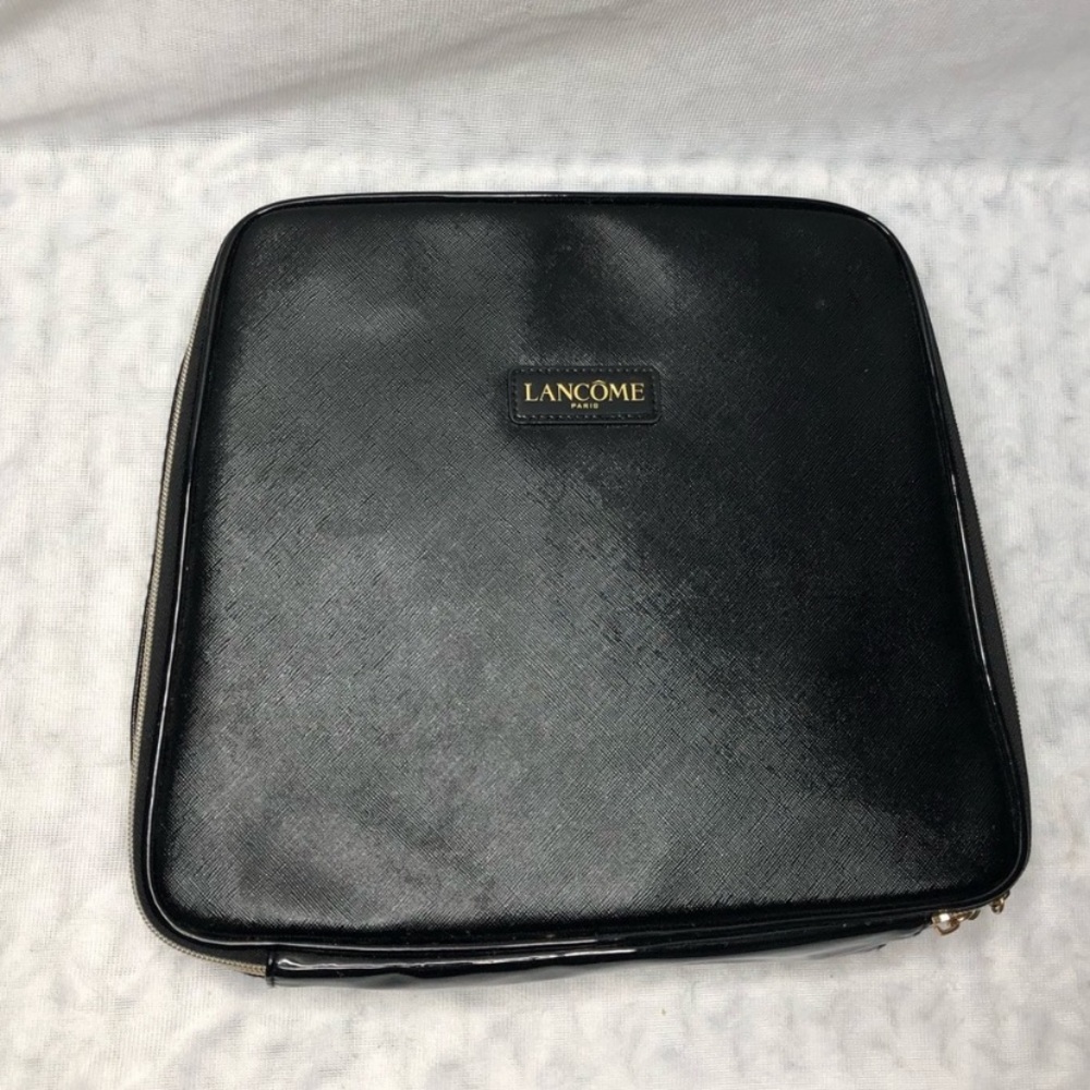 Lancôme Paris Makeup Bag